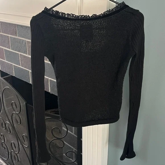 UNIF Vost Top - Picture 9 of 16